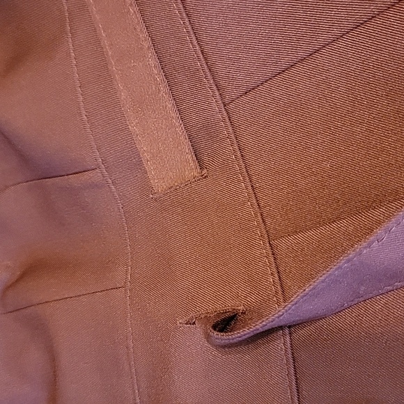 Burgandy lined jacket with fabric belt and matching lined trousers. Sz 12 - Picture 11 of 11